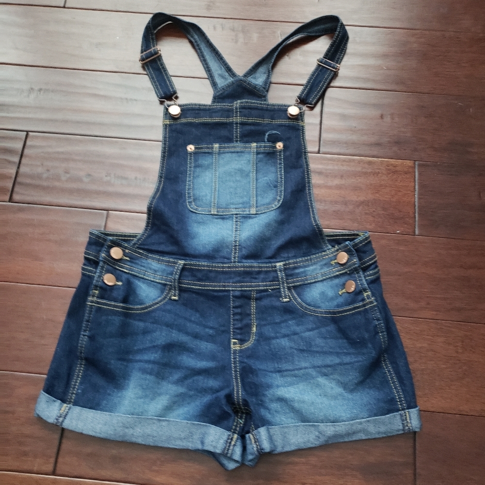 NWOT Cuff Shorts Overalls